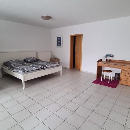 Ruhige Ferienwohnung Am Rande Des Nordschwarzwalds Straubenhardt Екстер'єр фото